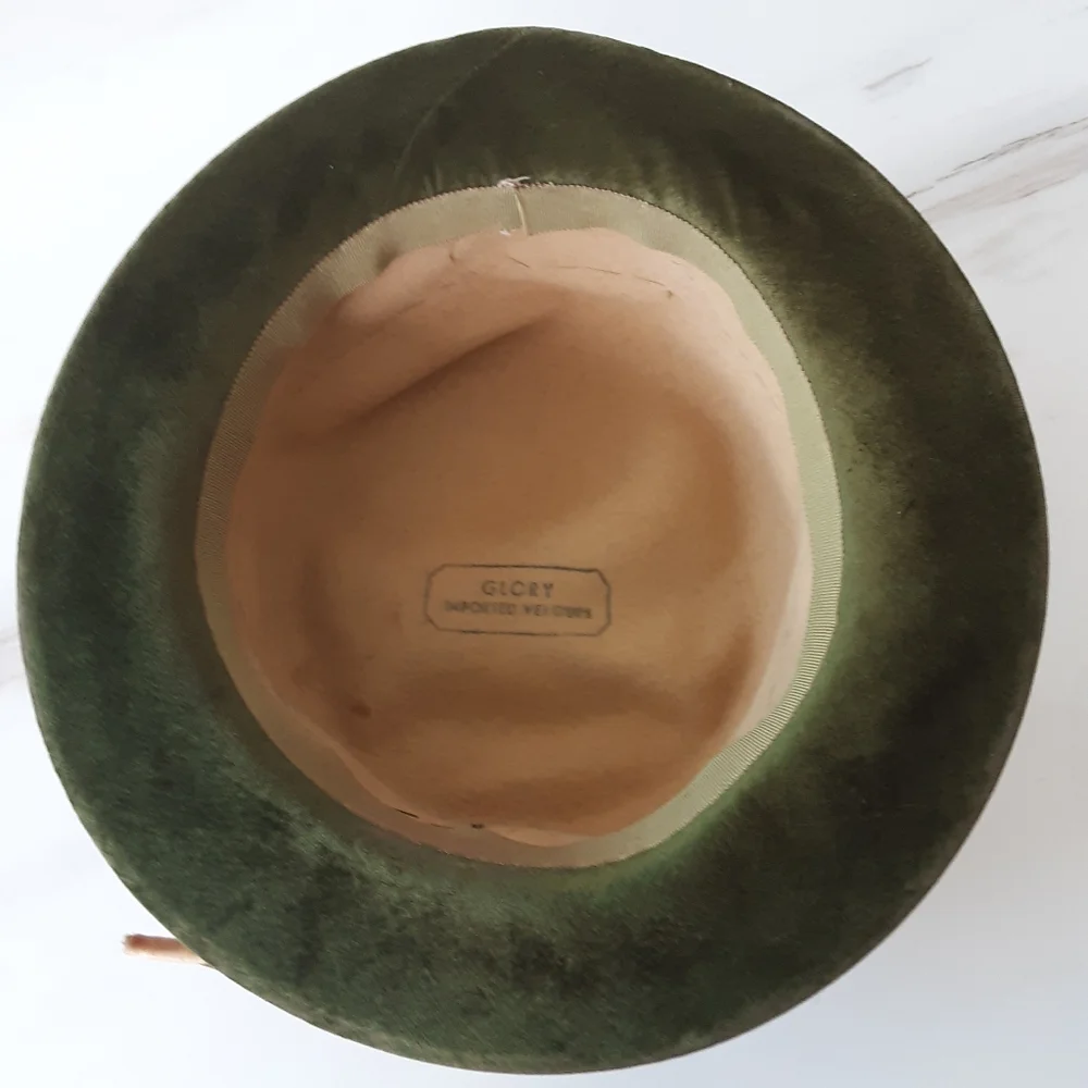 GLORY Cloche Yellow Mustard Wool Felt Green Velour Hat Sz S - Vtg 50's